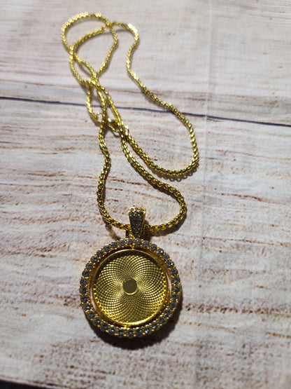 Circle Rotating Pendent