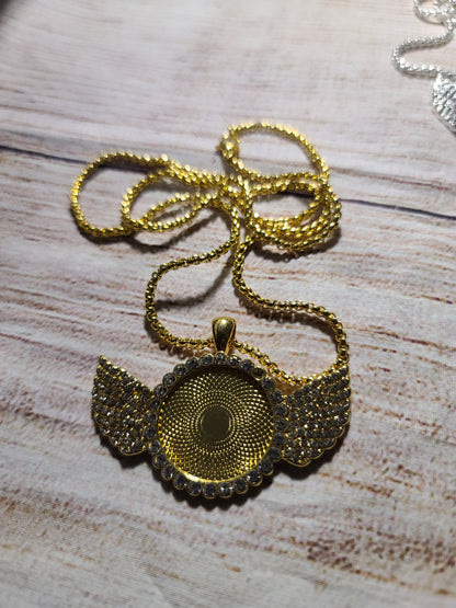 Wing Rhinestone Pendent